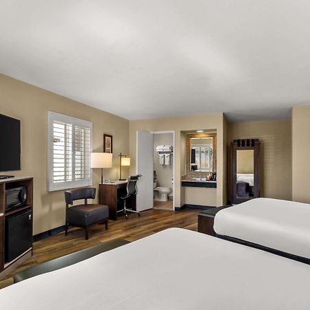 Comfort Inn San Diego Airport At The Harbor Buitenkant foto