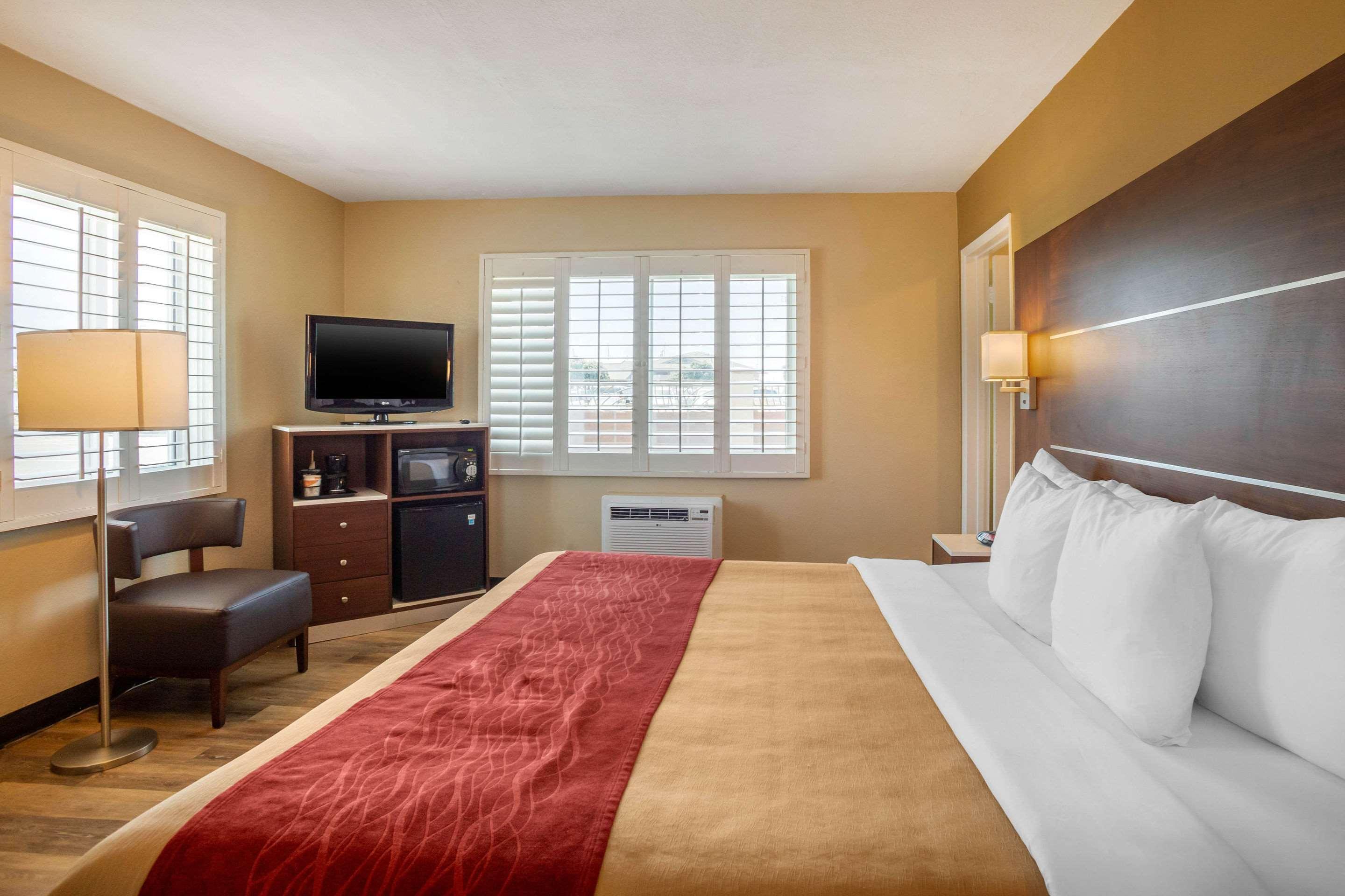 Comfort Inn San Diego Airport At The Harbor Buitenkant foto