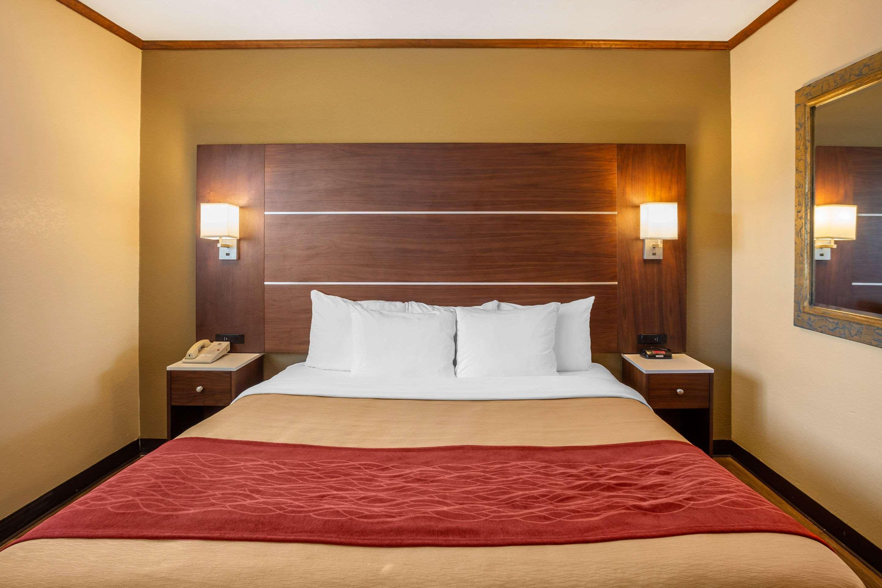 Comfort Inn San Diego Airport At The Harbor Buitenkant foto
