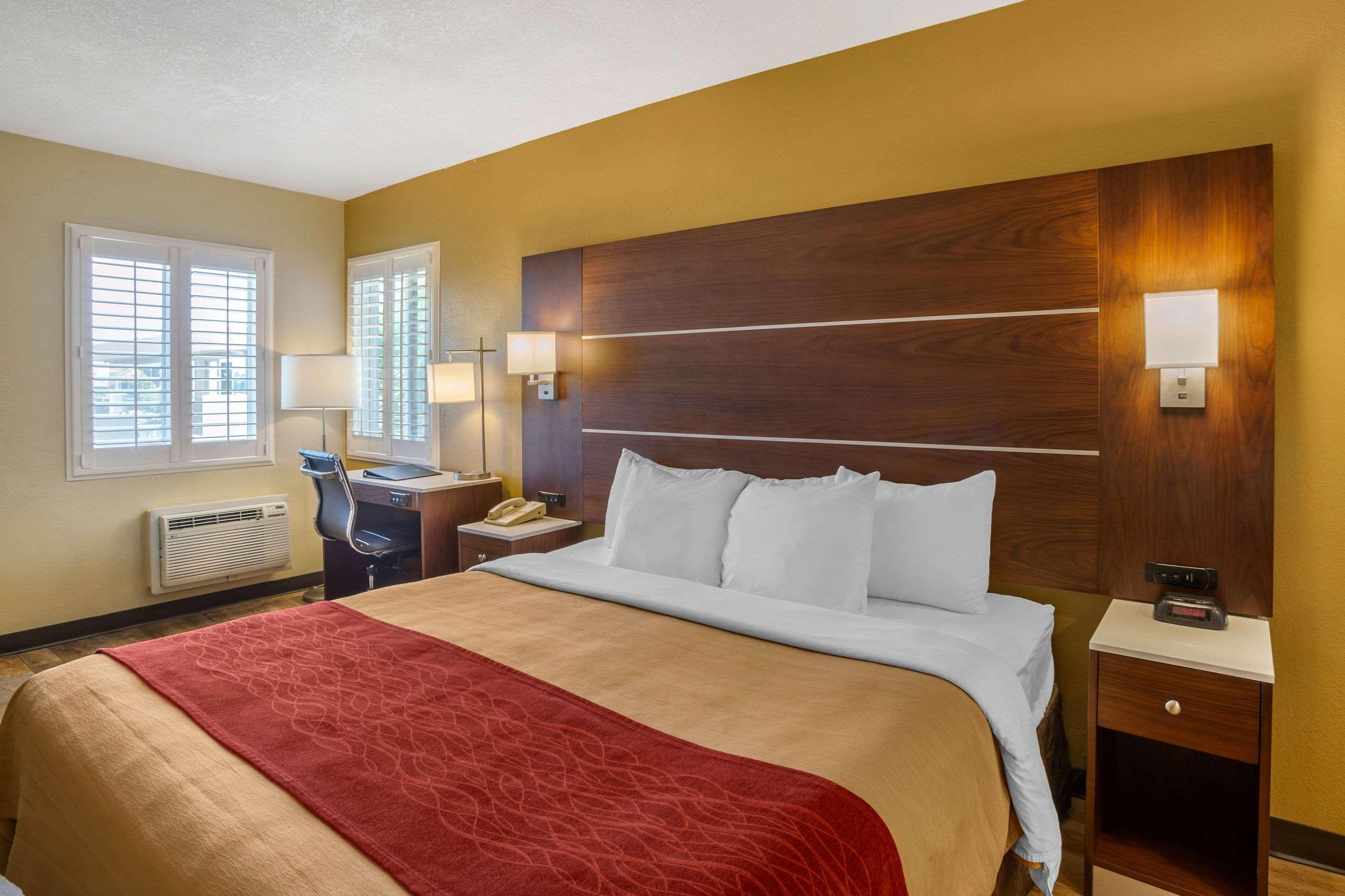 Comfort Inn San Diego Airport At The Harbor Buitenkant foto