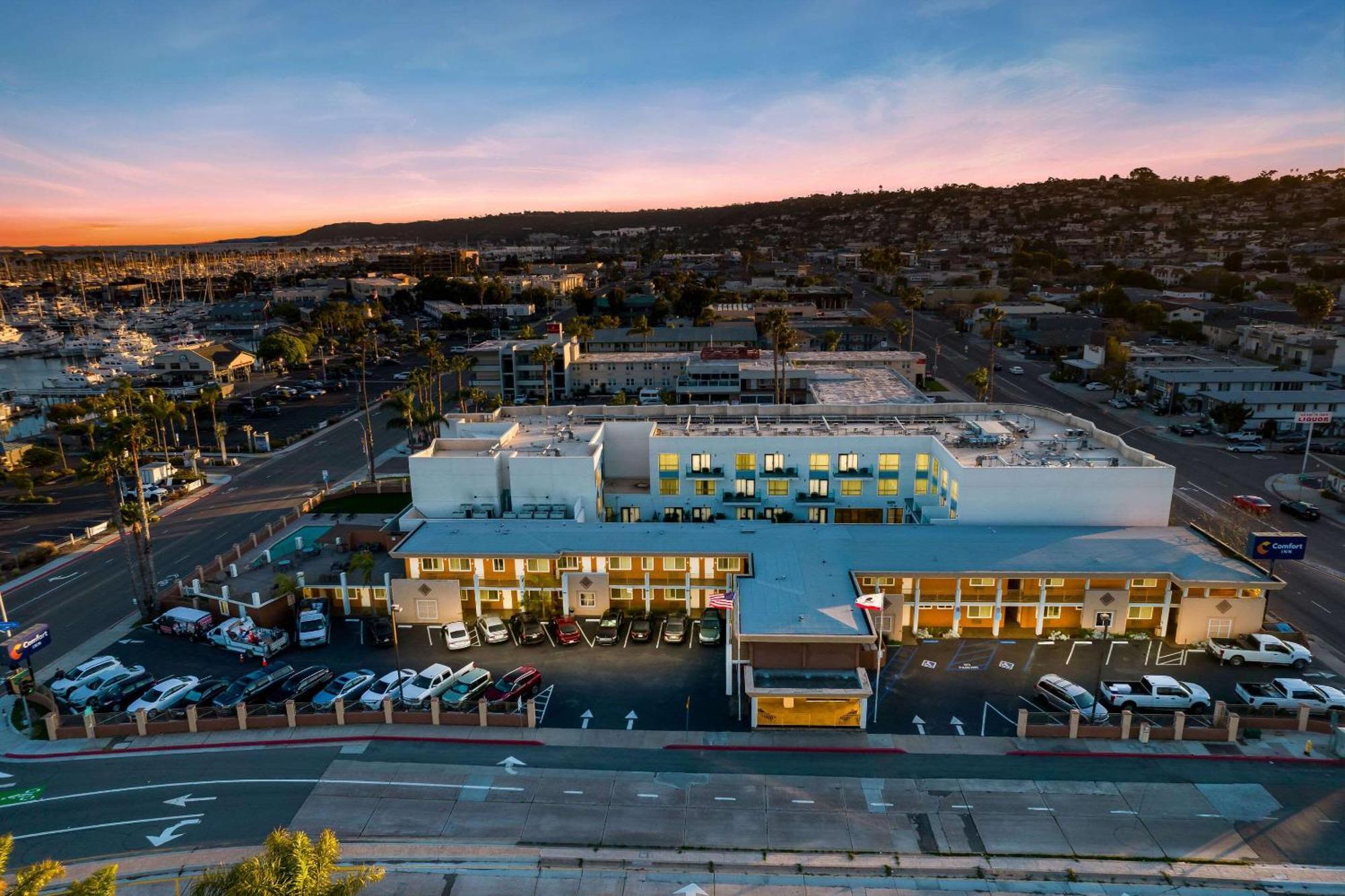 Comfort Inn San Diego Airport At The Harbor Buitenkant foto