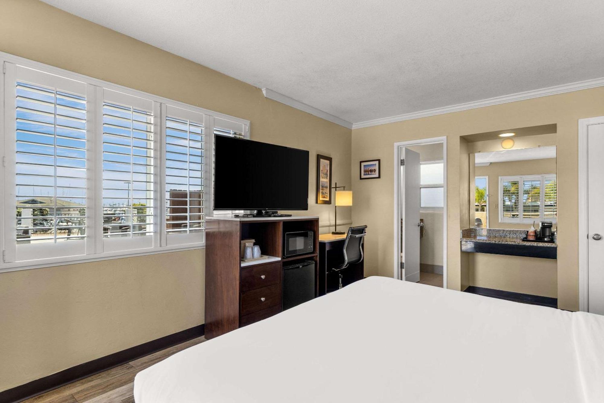 Comfort Inn San Diego Airport At The Harbor Buitenkant foto